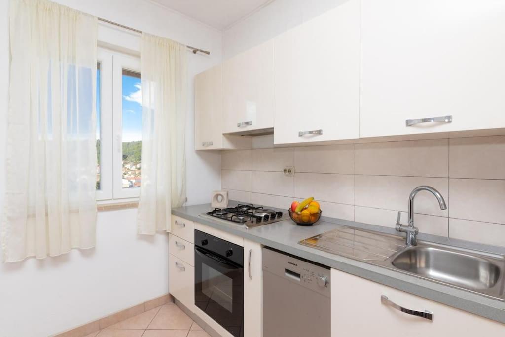 Bento Apartment - Best View On Town And Sea Pucisca Exterior foto